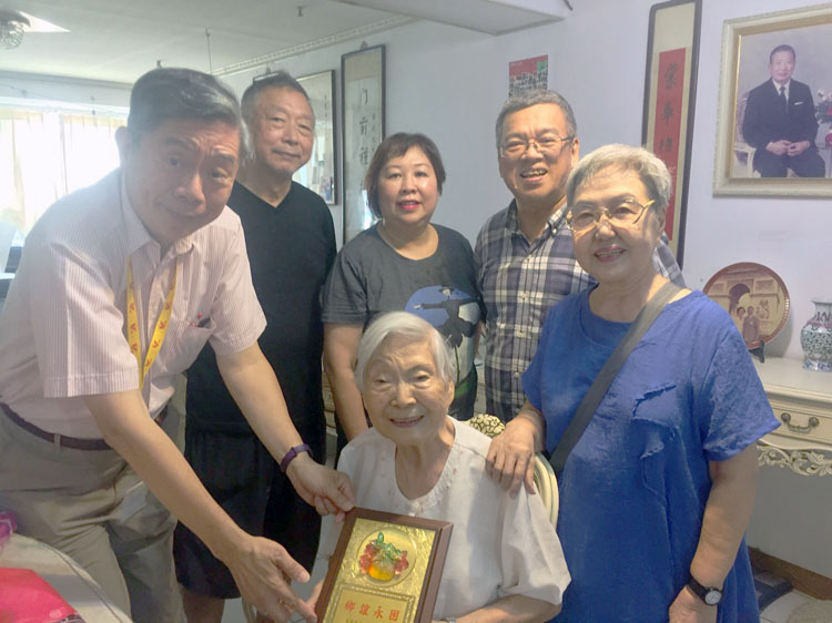 0821visit-05