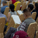 鄉訊特開人手一份