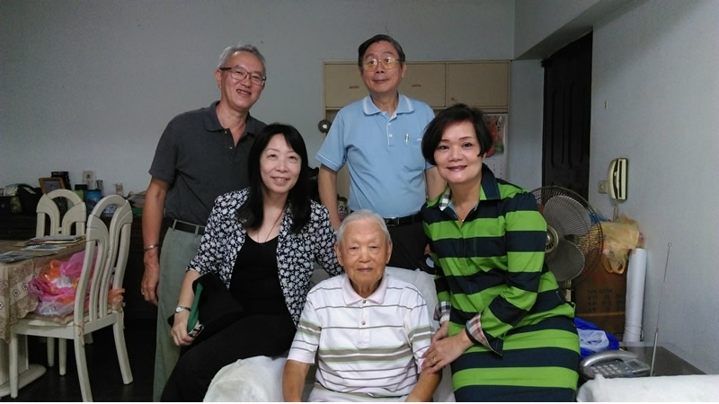 服務慰問組探訪劉浩然鄉長
